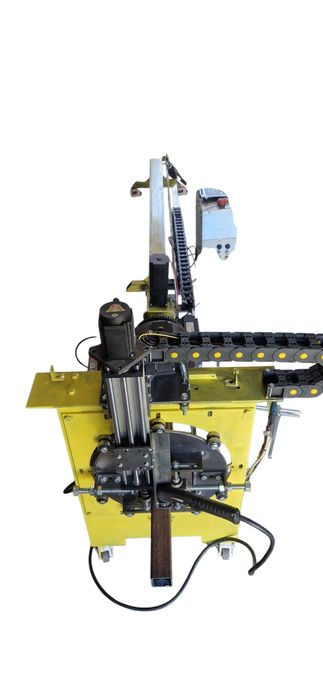 4 осно CnC плазма за рязане на правоъгълни профили и тръби