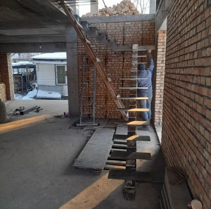 Лестницы из металла изготовление