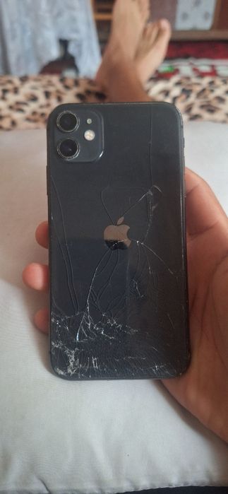 iphone 11- 650ron