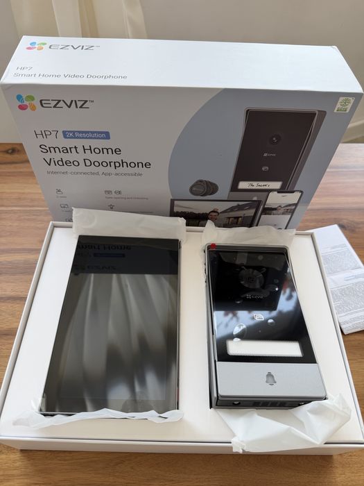 Kit interfon video Ezviz HP7 2K 3mp Ecran 7 inch Wi-Fi RFID aplicatie