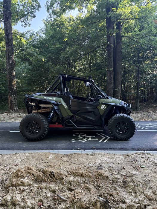 Polaris rzr 1000 (110cp)