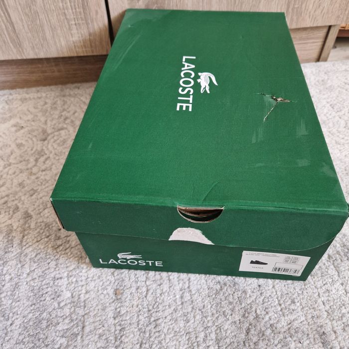 Мъжки обувки на марката lacoste