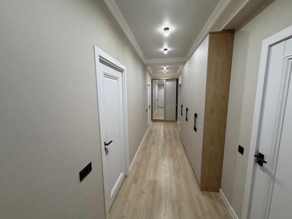 Своя Юнусабад-13 Новостройка 3/3/8 Евро ремонт под ключ,Кирпичный дом