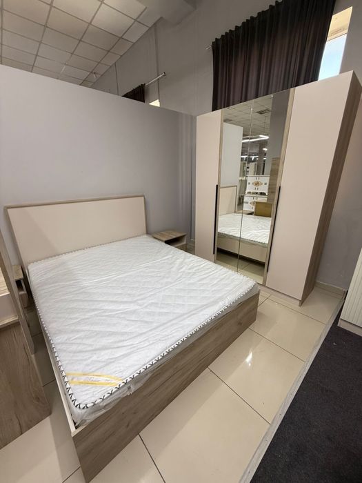 Спальный гарнитур *Viola*