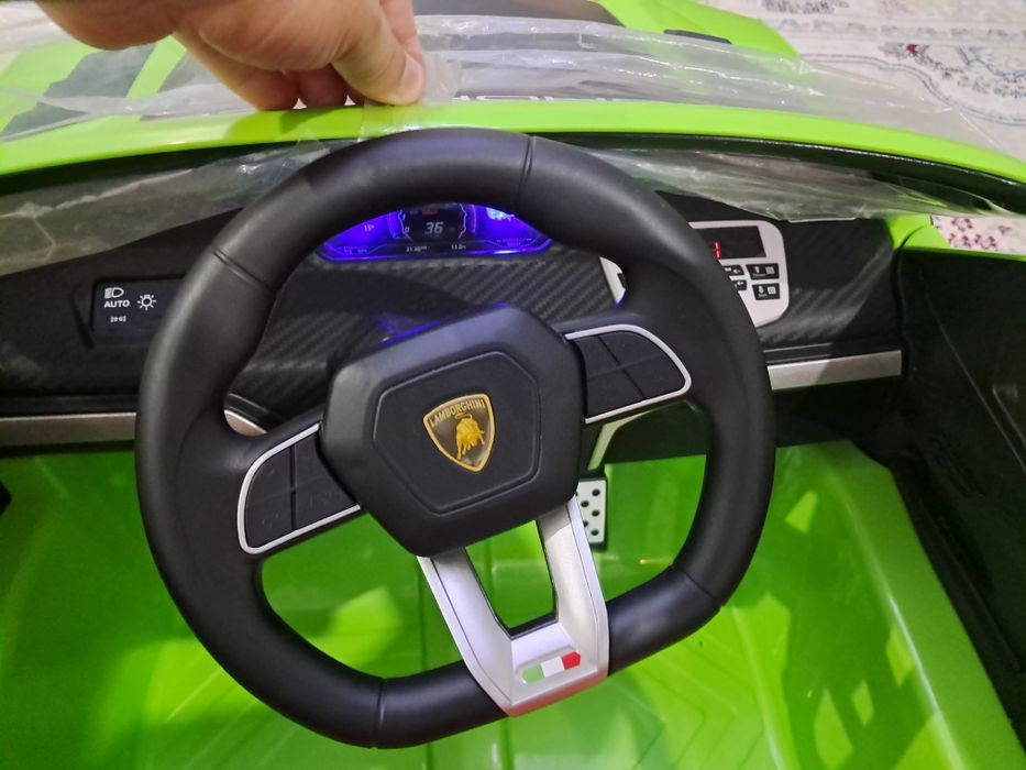 Детский машина пультпен