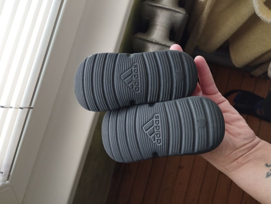 Бебешки детски сандали Adidas