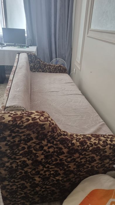 Продаю Диван в хорошем состоянии