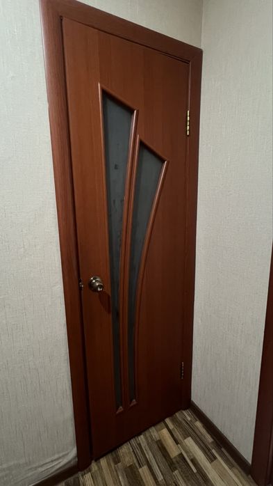 Продам двери межкомнатные