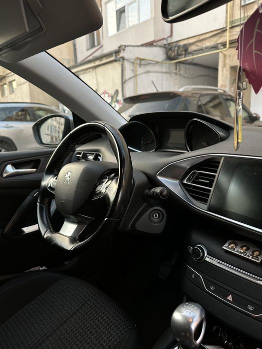PEUGEOT 308 2018 — imagine 3