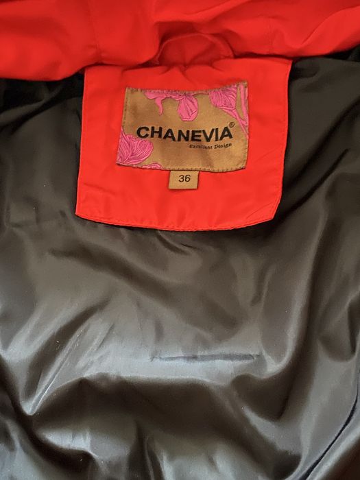 Продаю  Зимние куртки