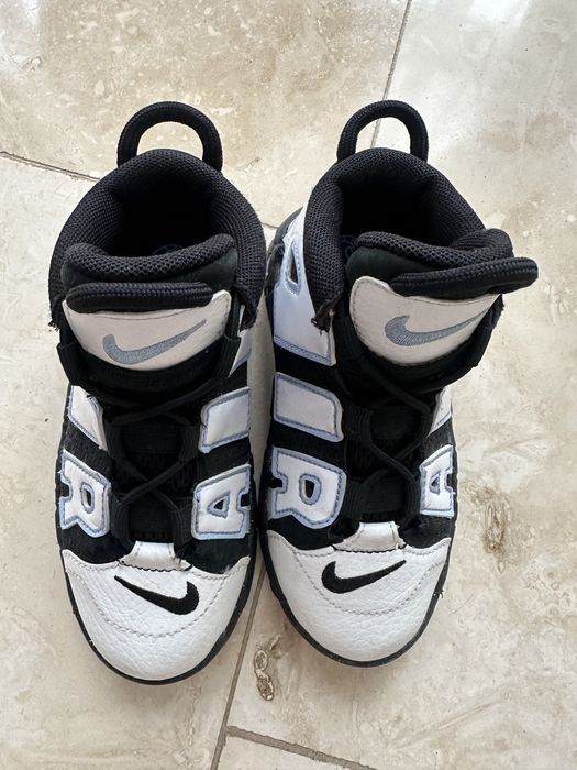 Adidasi copii Nike Air marimea 26