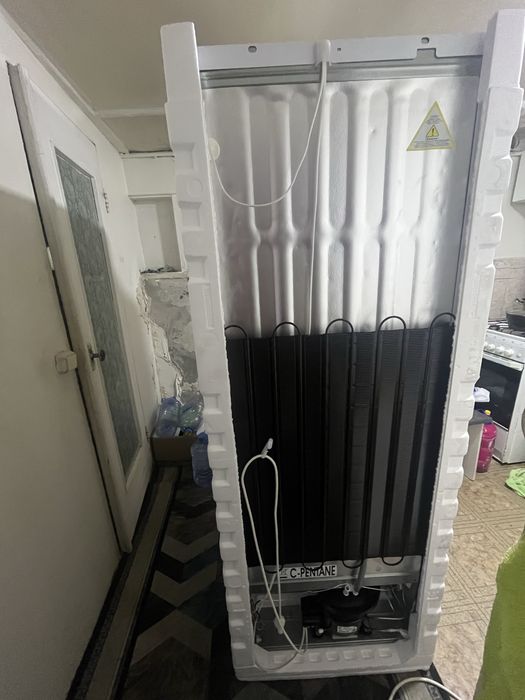 Холодильник индезит новый