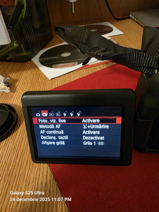 Aparat foto CANON Eos 700D