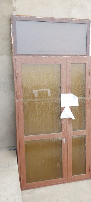 Яхши состояние эшиклар сотилади