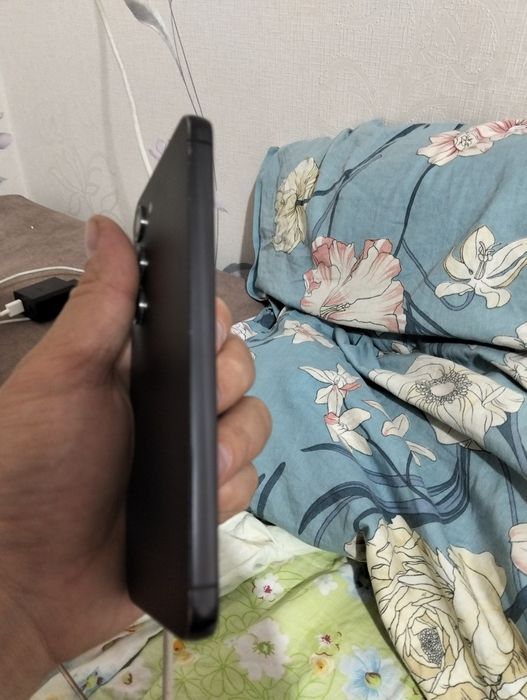 Самсунг Galaxy s 23 8/256gb