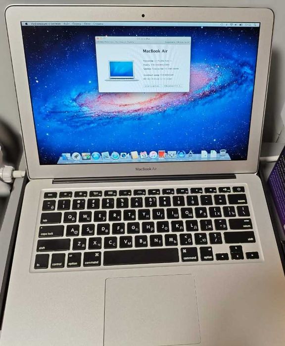 Продам Apple MacBook Air A1369