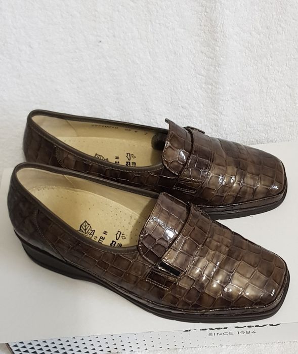 Pantofi din piele naturală