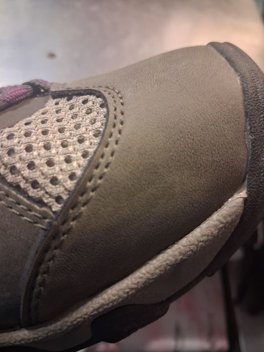 Туристически обувки Keen