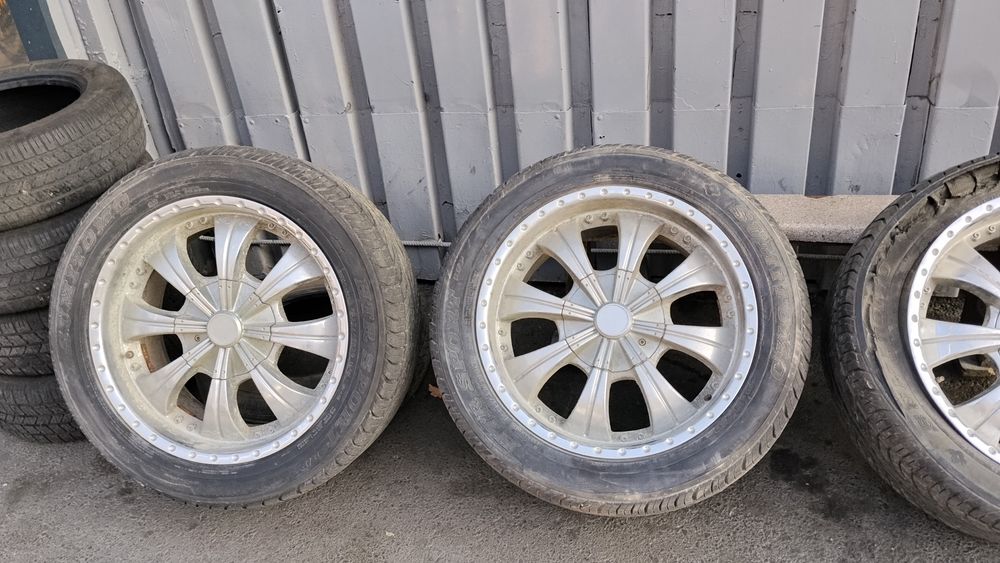 TOYOTA 20 ли диска 2тасида балони бор