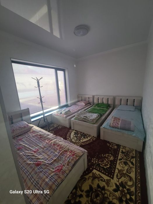 Dacha oqtosh quyoshga yaqin oila uchun toza havo pokiza joy