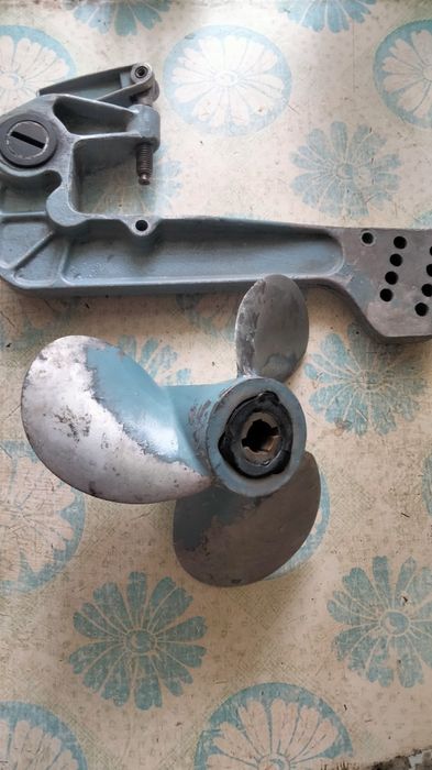 Винт для лодочного мотора