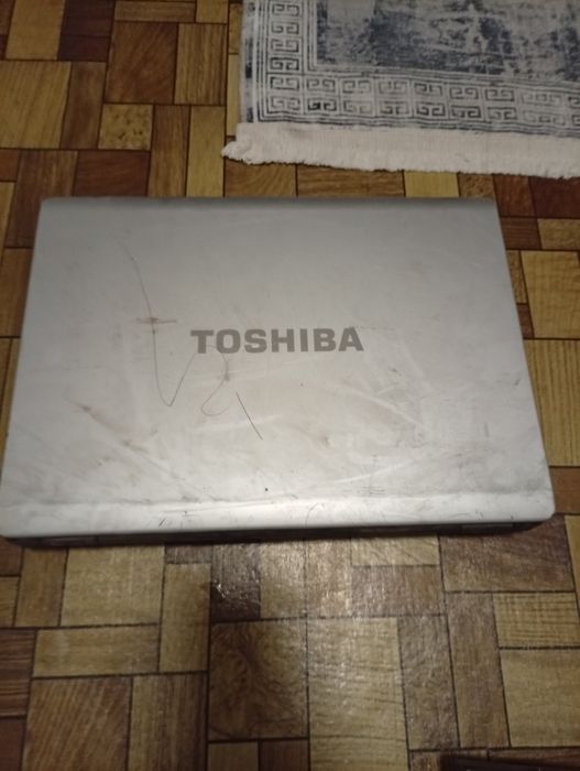 Компьютер  тошиба
