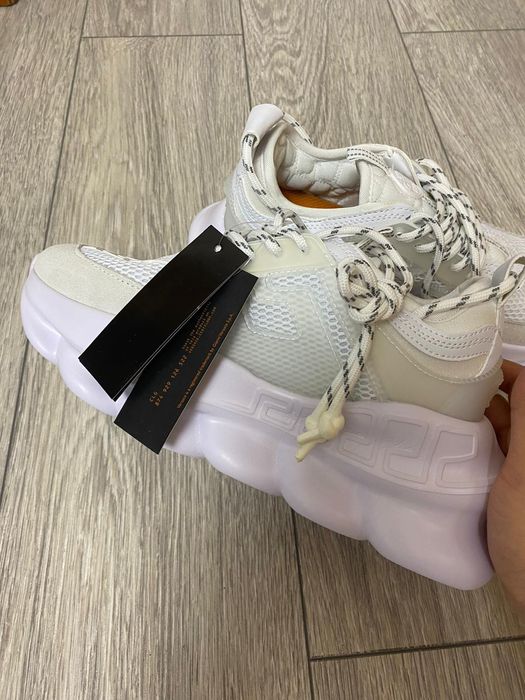 Versace Chain Reaction