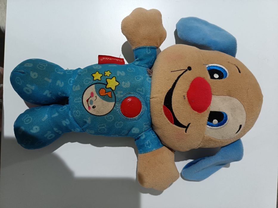 Catelusi prietenos Mattel. Cu melodii maghiare.
