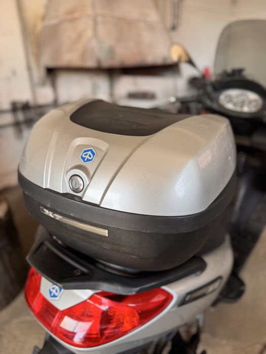 Piaggio X7 125 Cat B