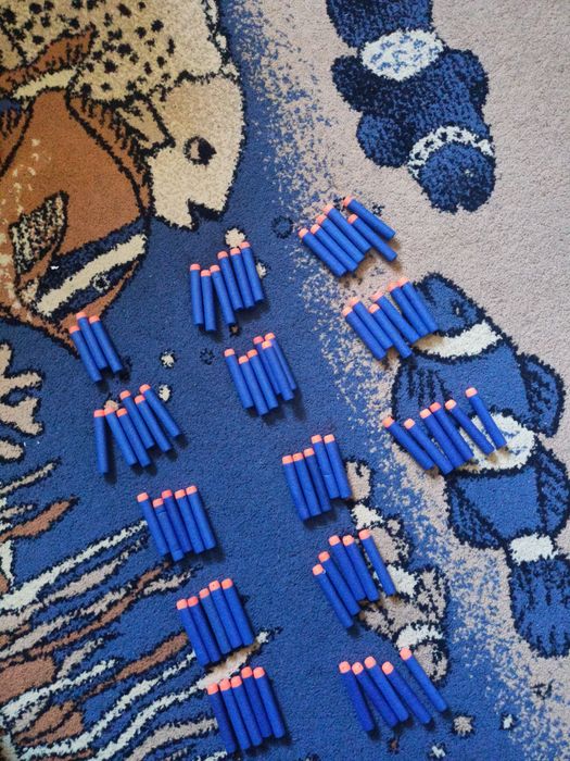 Nerf infinus и бронежилет с обоймами