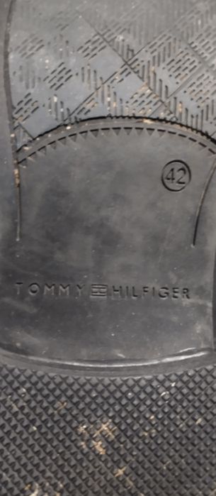 Продам мужские ботинки Tommy Hilfiger