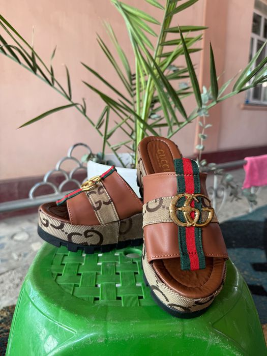 Тапочки для женщин