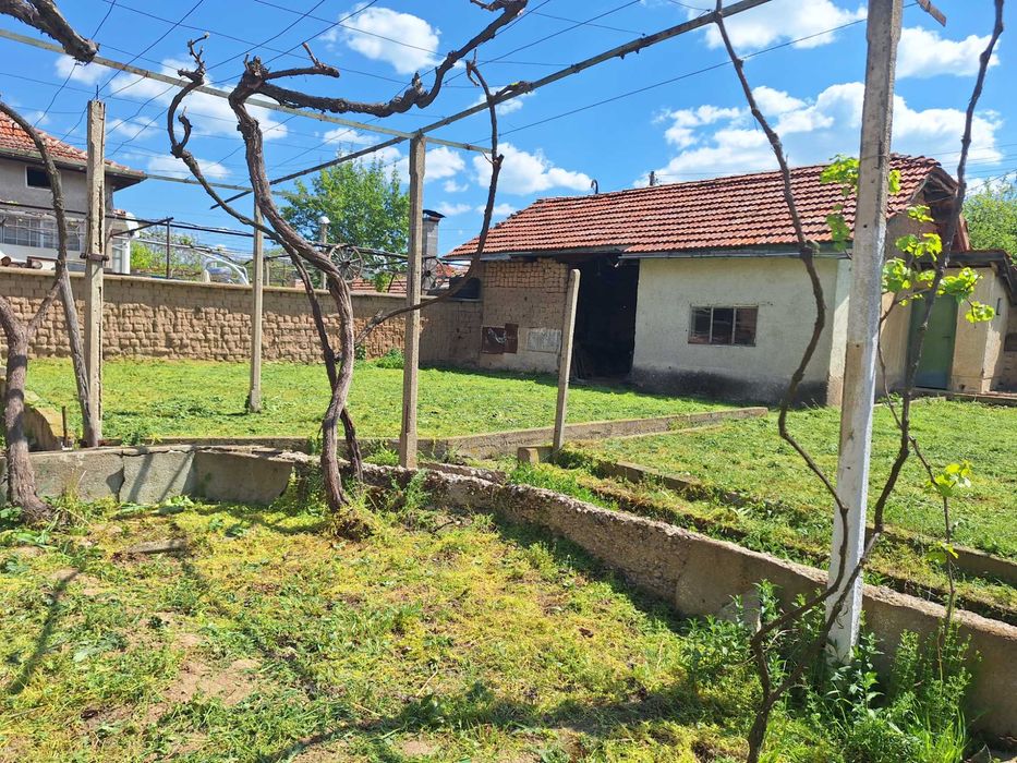 Продава се Къща в с. Шаново, Област Стара Загора - 70 кв.м за 547 €/кв.м - Снимка #2