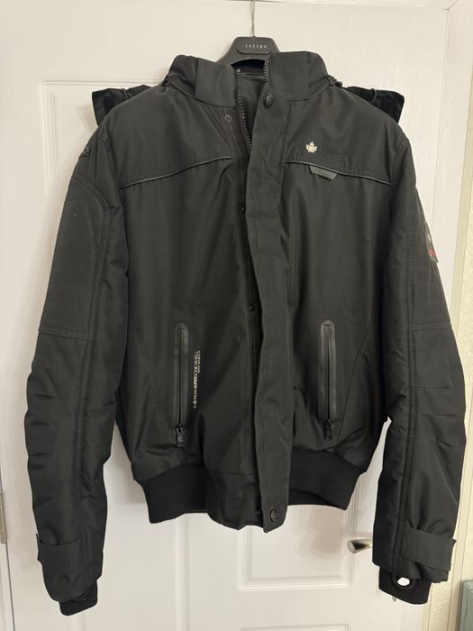 Зимно яке с подплата и качулка