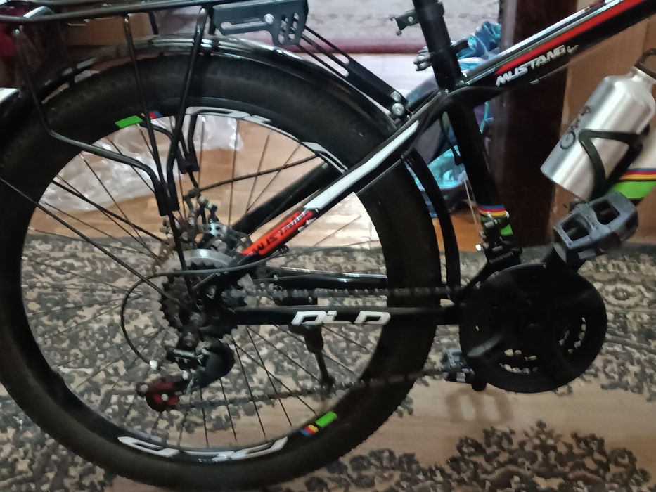 Продается велосипед б/у , состояние хорошее, пользовалась девочка