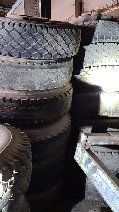 Продам Балоны, Автошины R20 d12