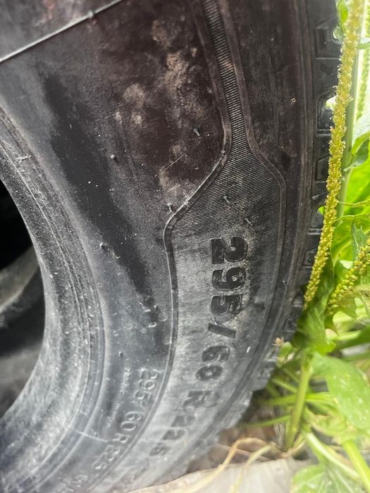 Продам резину б/у не дорого