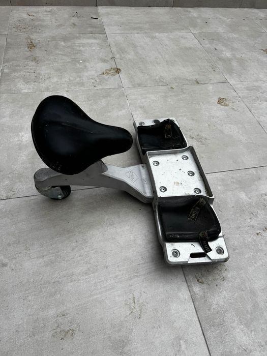 Количка за лепене и фугиране на плочки