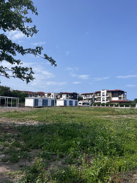 Дава се под наем Парцел в Черноморец - 80 кв.м за 3060 € - Снимка #1