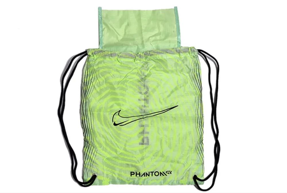 Nike Phantom