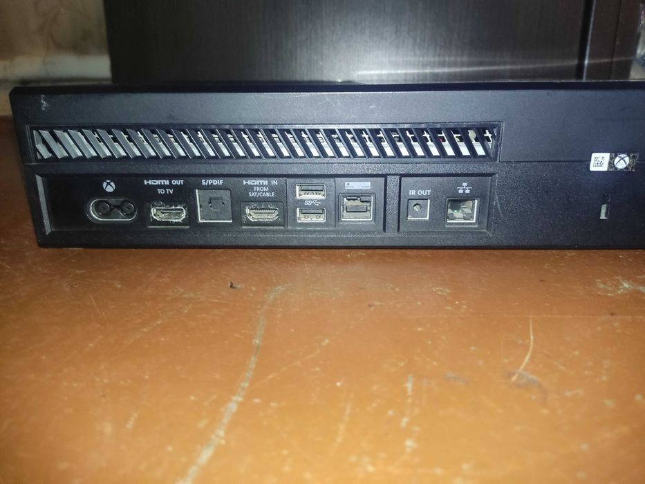 Приставка Xbox One