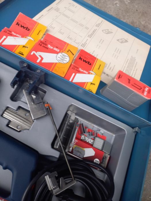 Електрически такер