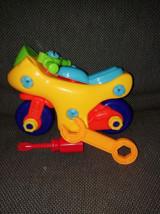 детски играчки, писти, мотори