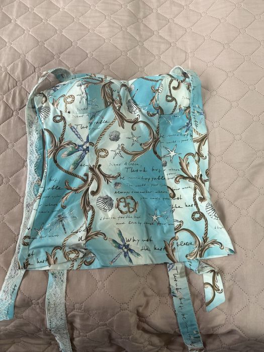 Дрехи- Юнона, Алеса, Луси