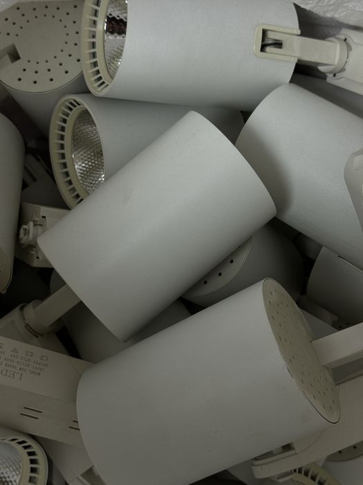 Светильник споты