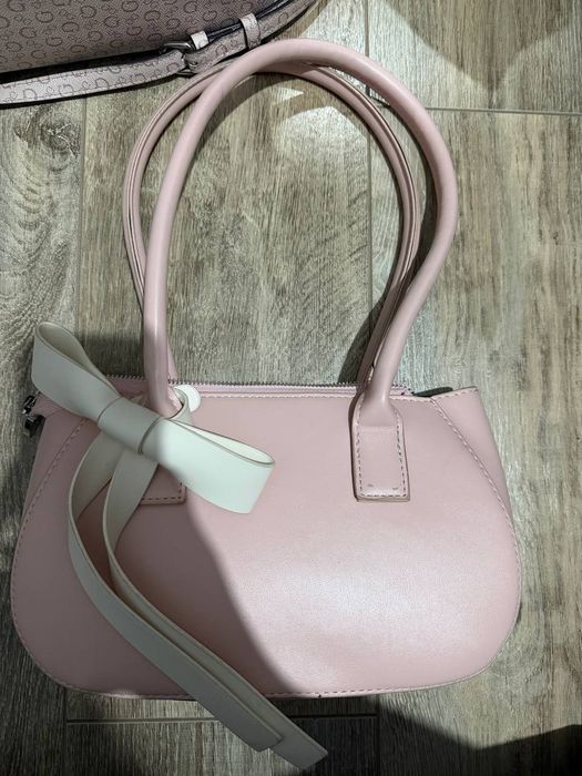 сумки GUESS, Vivienne Westwood