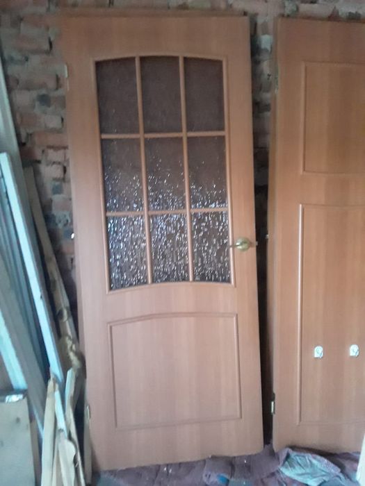 Продам двери межкомнатные