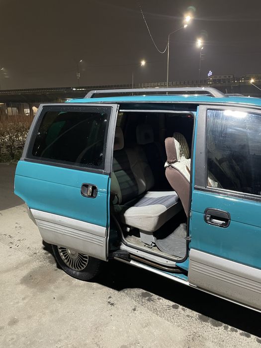 ПРОДАМ Mitsubishi Space Runner (автомат)