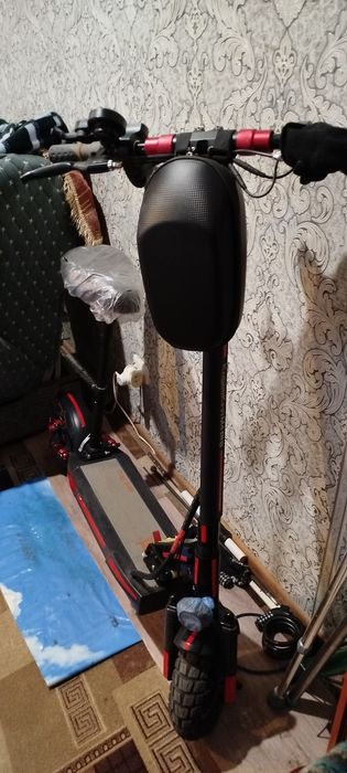 Электросамокат куго м 4 про.