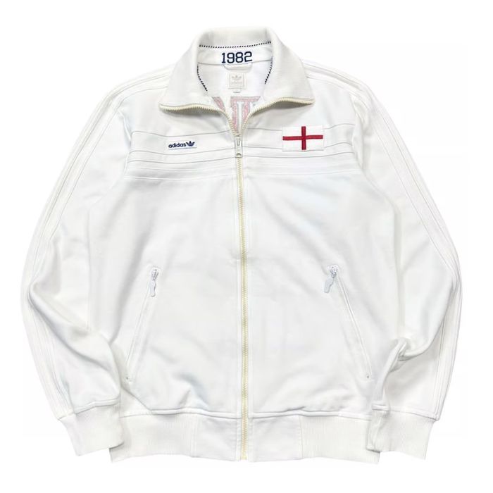 Продам adidas ENGLAND